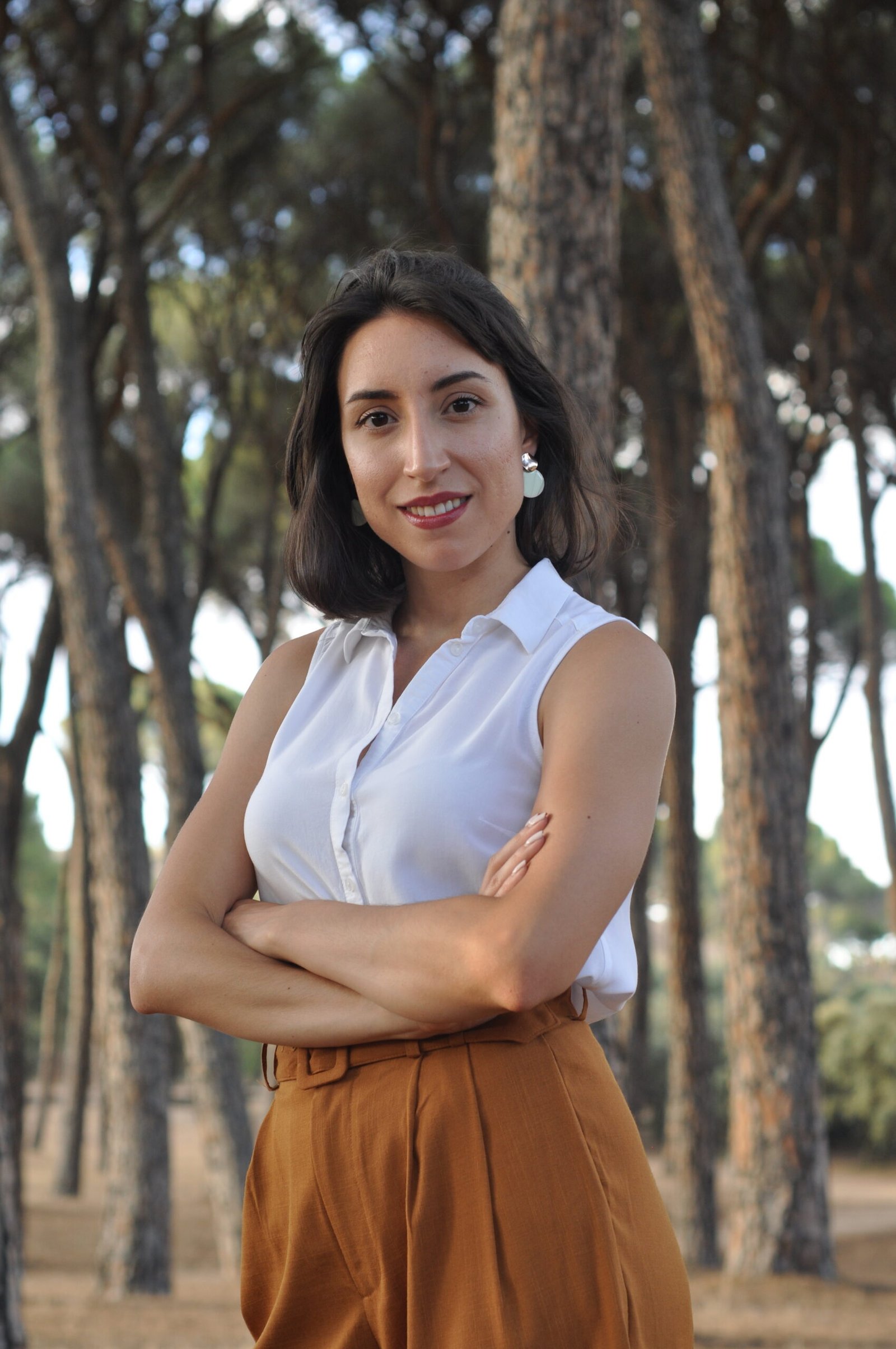 Psicopedagoga y terapeuta Con una trayectoria de más de 8 años acompañando a familias, nuestra misión de vida es acompañar a personas a lo largo de todos los aprendizajes de su vida.